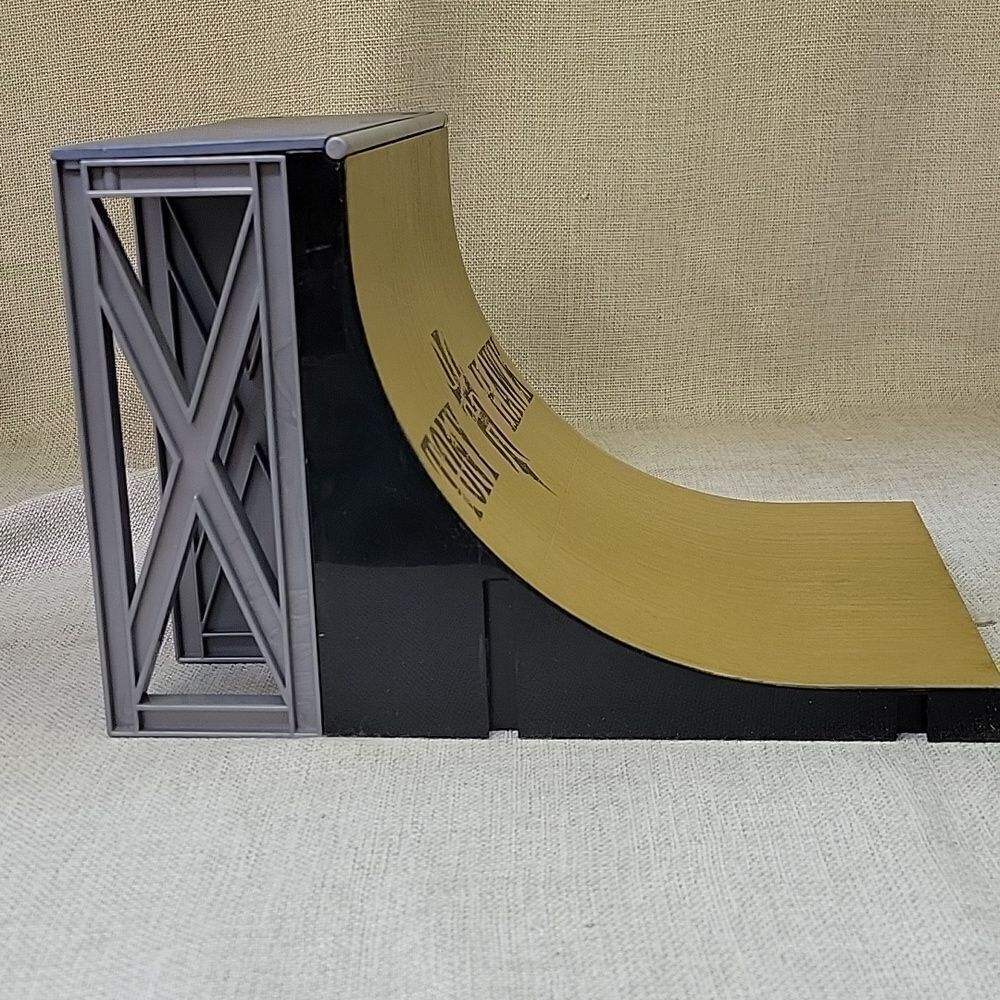 Tech Deck Skateboard Tony‎ Hawk Vert Ramp Playset Toy Spin Master 2007 - Picture 3 of 8